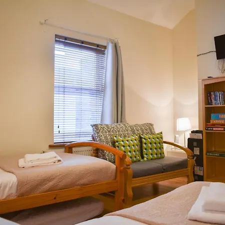 Central 3 Bedroom Townhouse Near O'connell Street Apartment Dublin